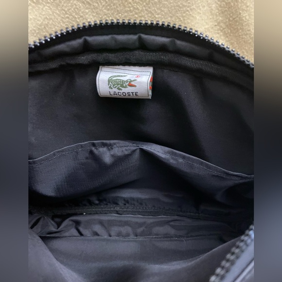Vintage Lacoste messenger Bag - Picture 5 of 11